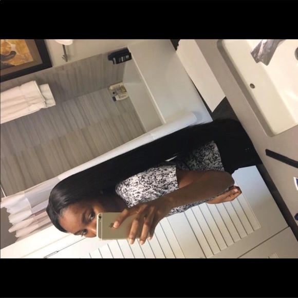 Long Straight Lace Front Wig - Picture 6 of 8